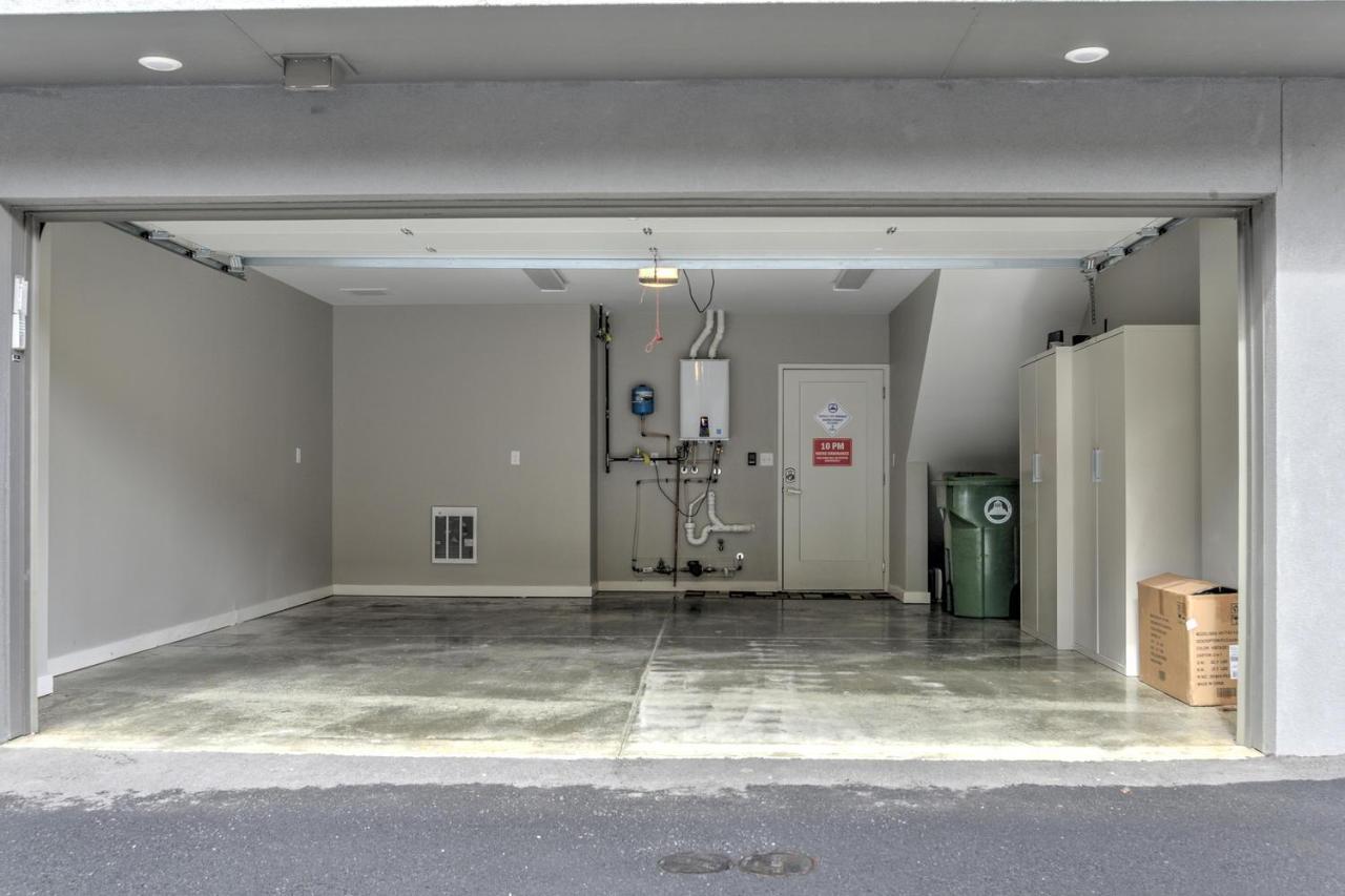 Star Location With Spacious Layout * Asheville
